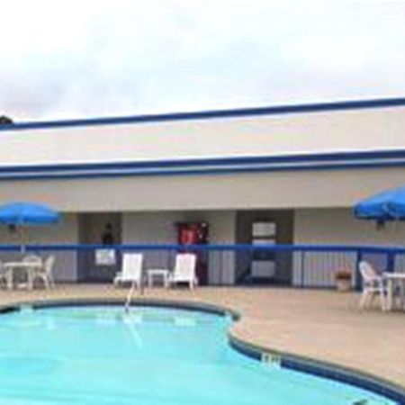 Howard Johnson By Wyndham Commerce Ga Exterior foto