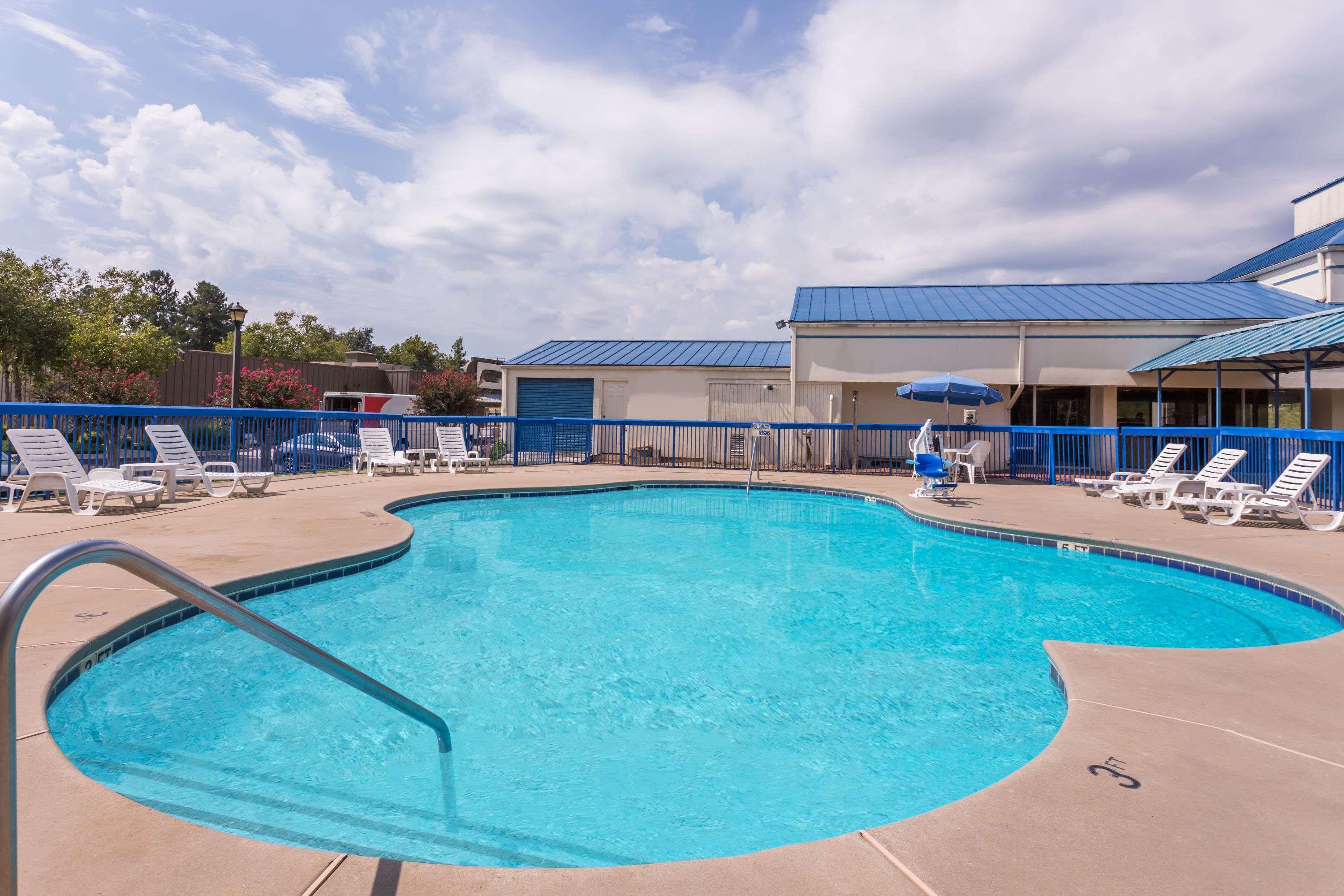 Howard Johnson By Wyndham Commerce Ga Exterior foto
